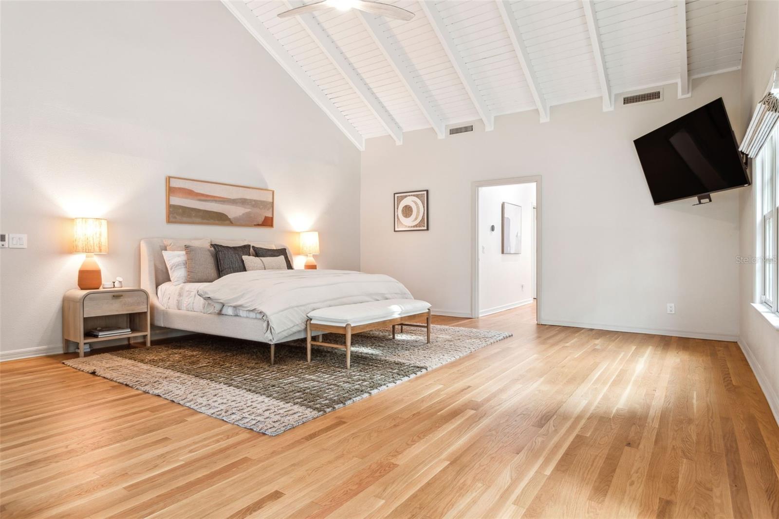 Image 26 of 50 For 54 Aegean Avenue