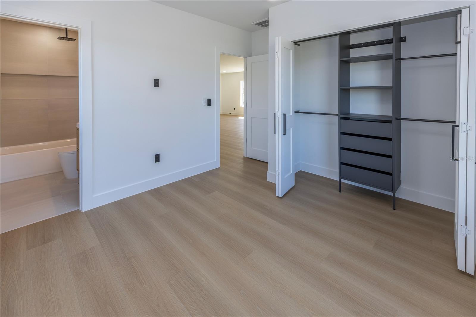 Image 7 of 50 For 1834-1836 19th Street S