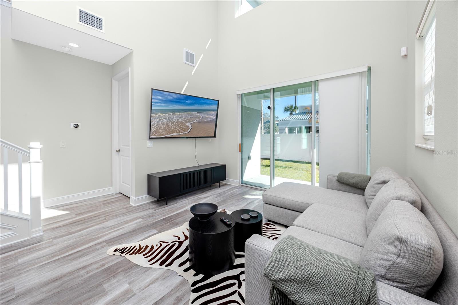 Image 7 of 40 For 1527 Caldera Court