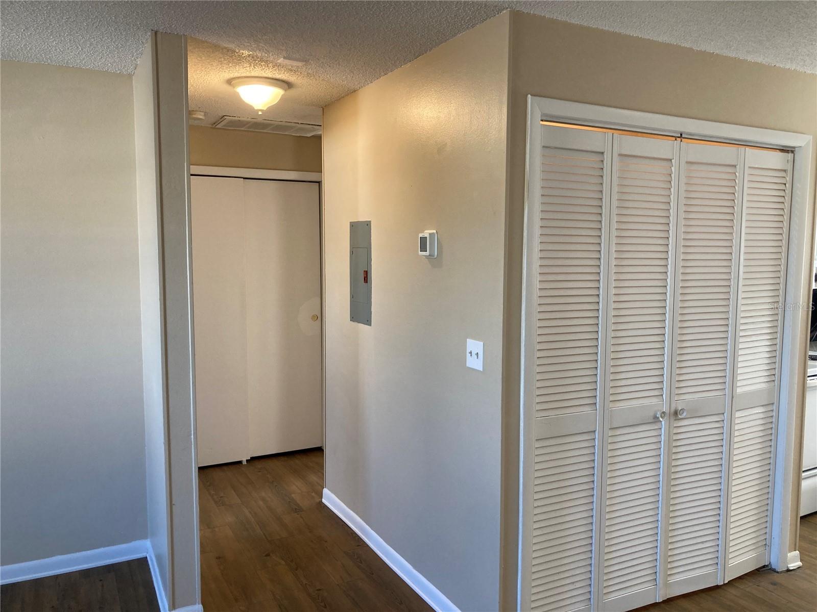 Image 8 of 14 For 5103 Clarice Court 3d