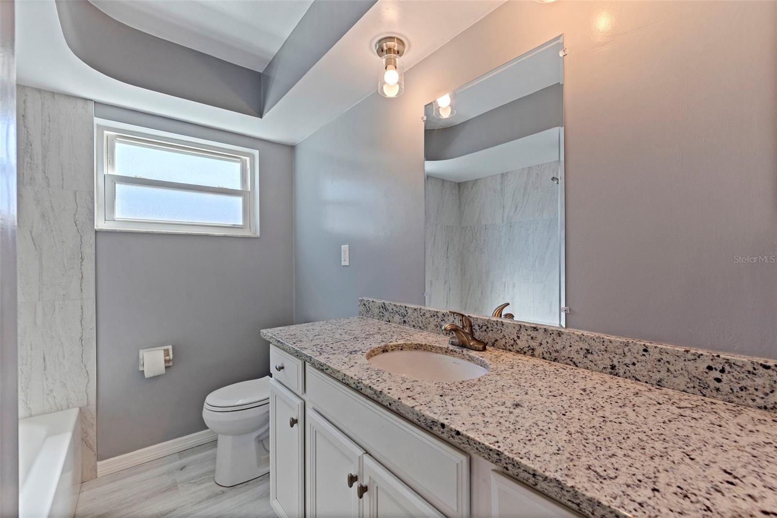 Image 26 of 39 For 1013 55th Terrace S