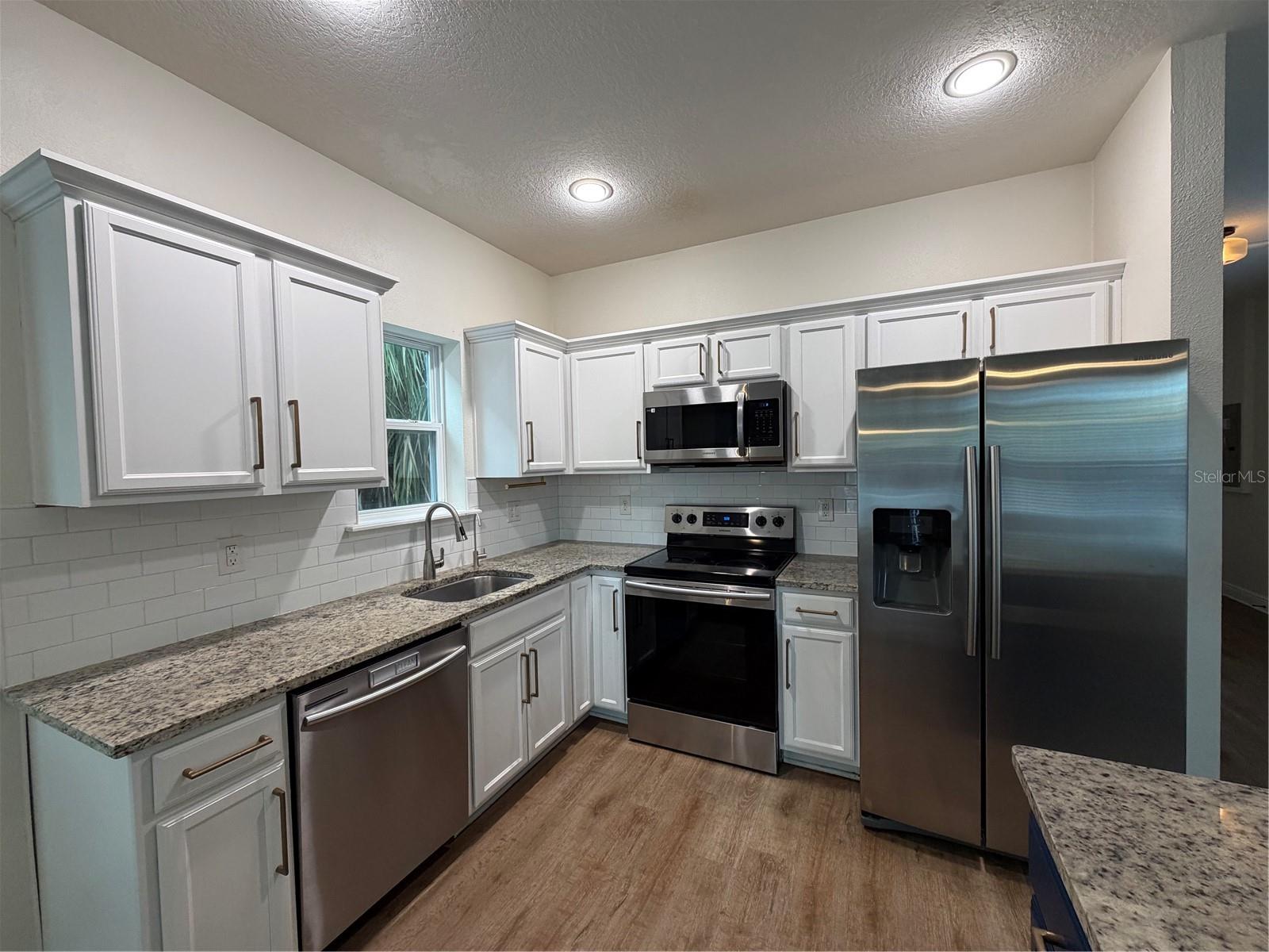 Image 4 of 22 For 1736 Walnut Street