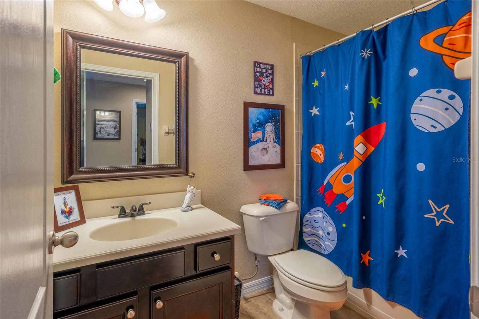 Image 23 of 39 For 15537 Long Cypress Drive