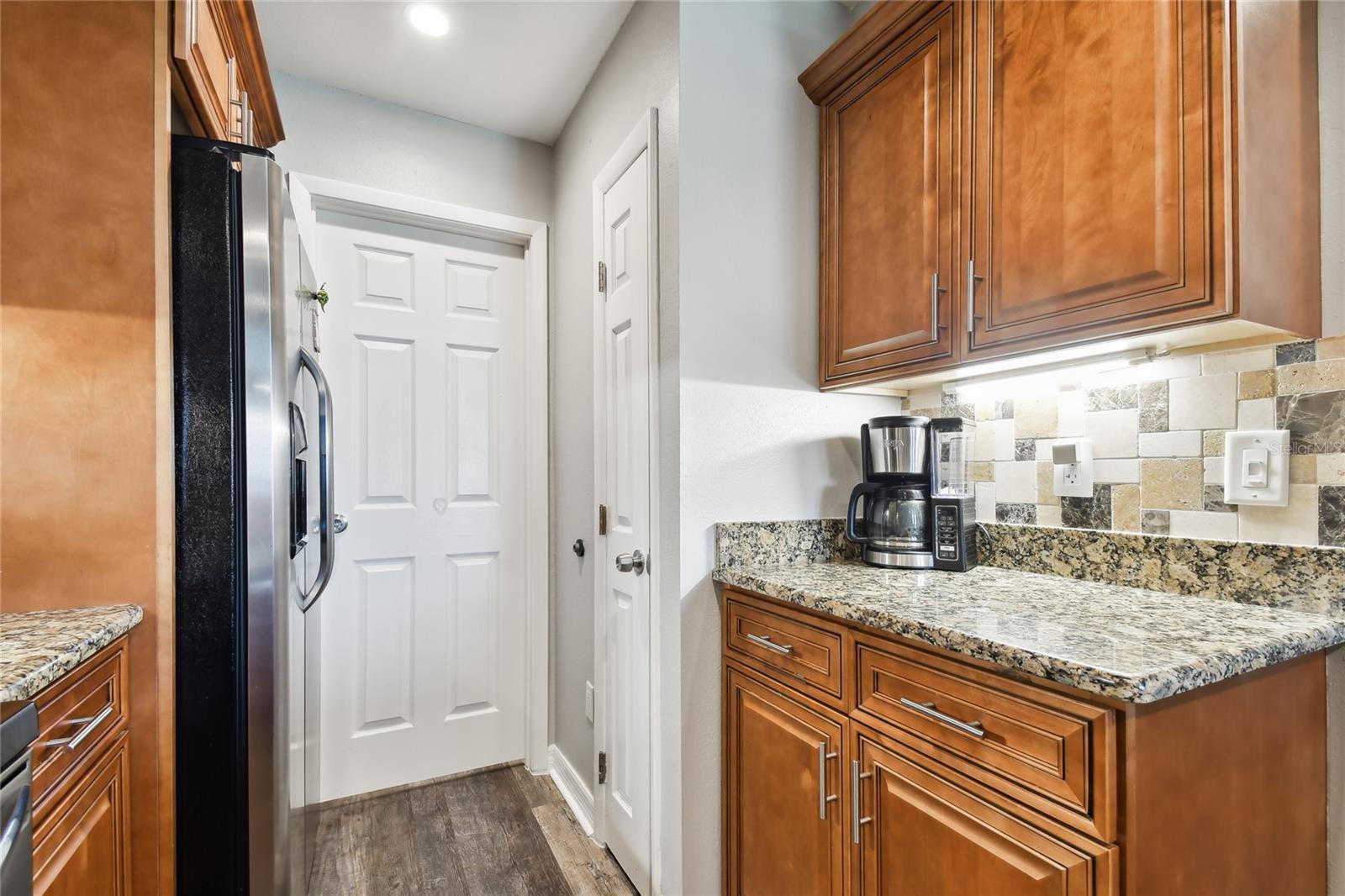 Image 12 of 51 For 2659 St Josephs Drive W 108