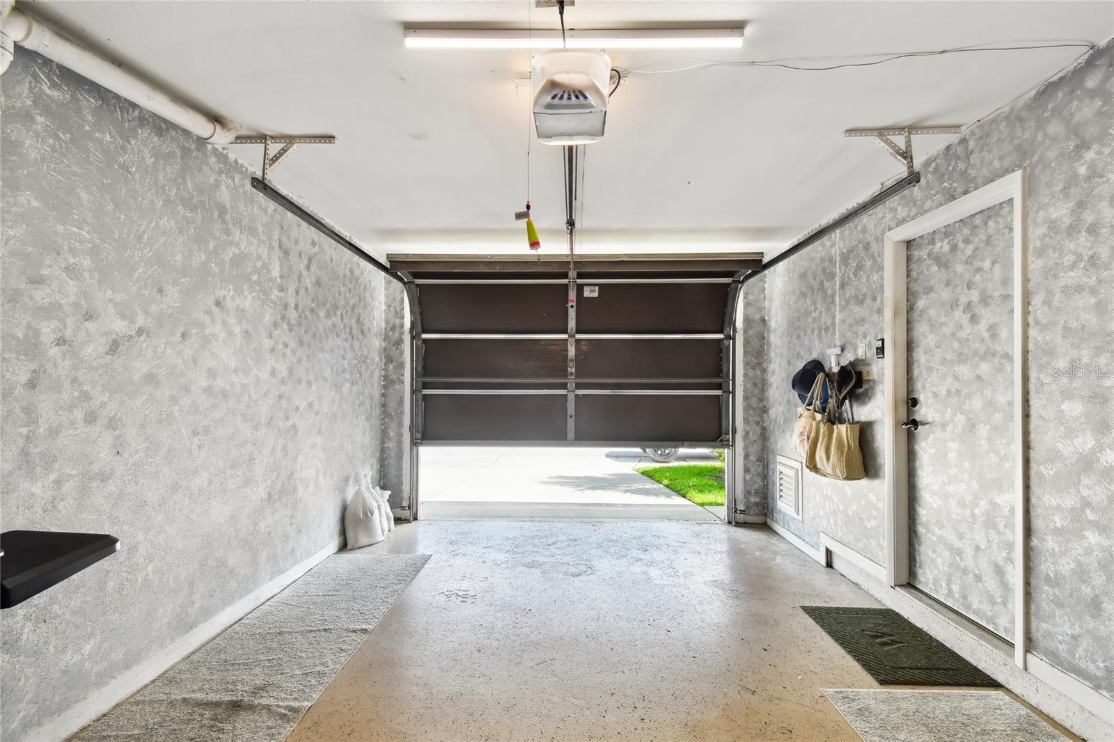 Image 30 of 51 For 2659 St Josephs Drive W 108