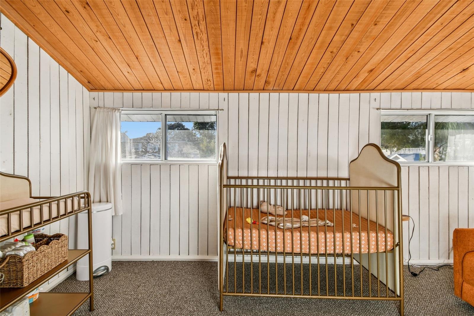 Image 34 of 77 For 945 11th Street N