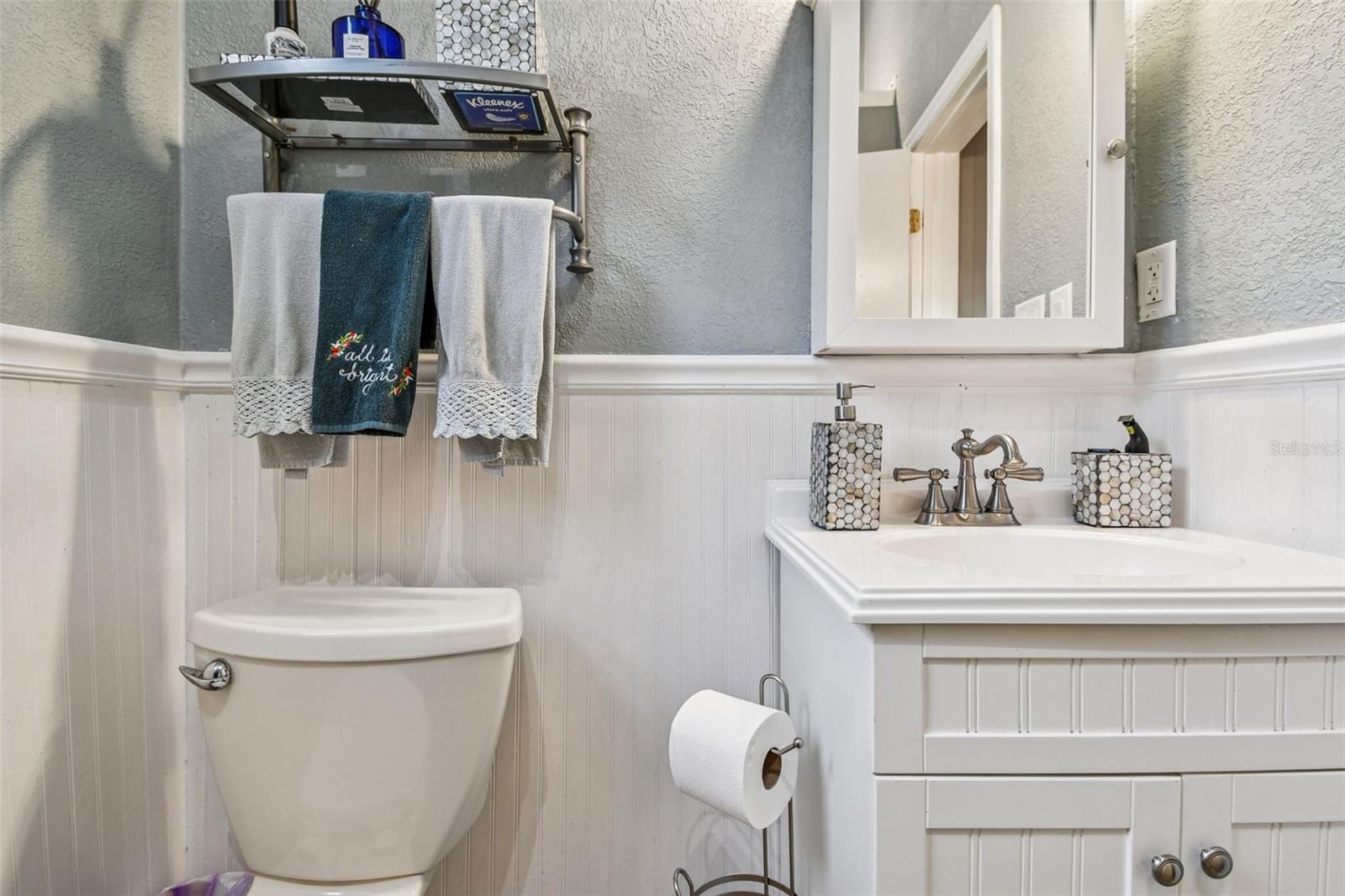 Image 40 of 77 For 945 11th Street N