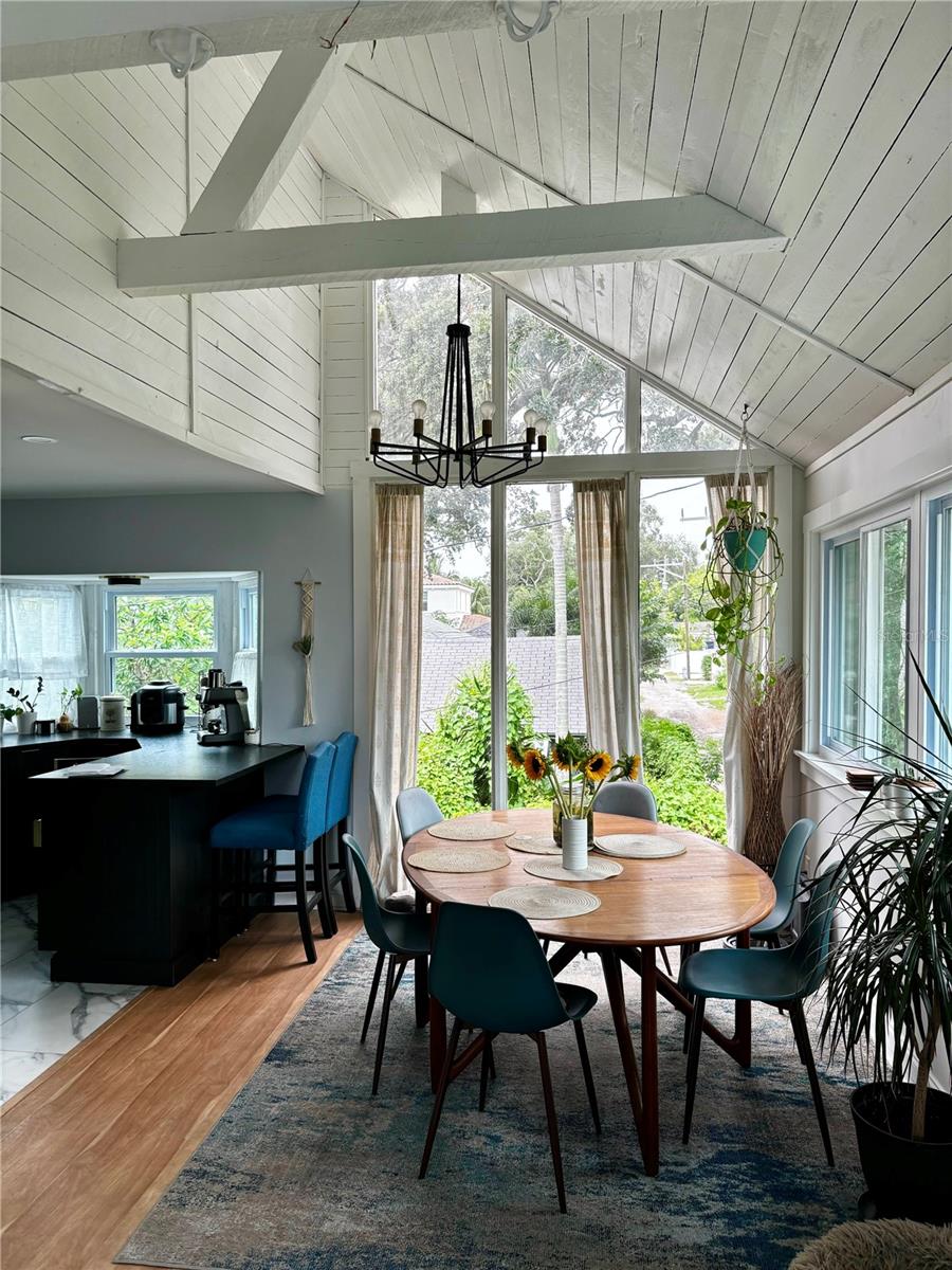 Image 52 of 77 For 945 11th Street N