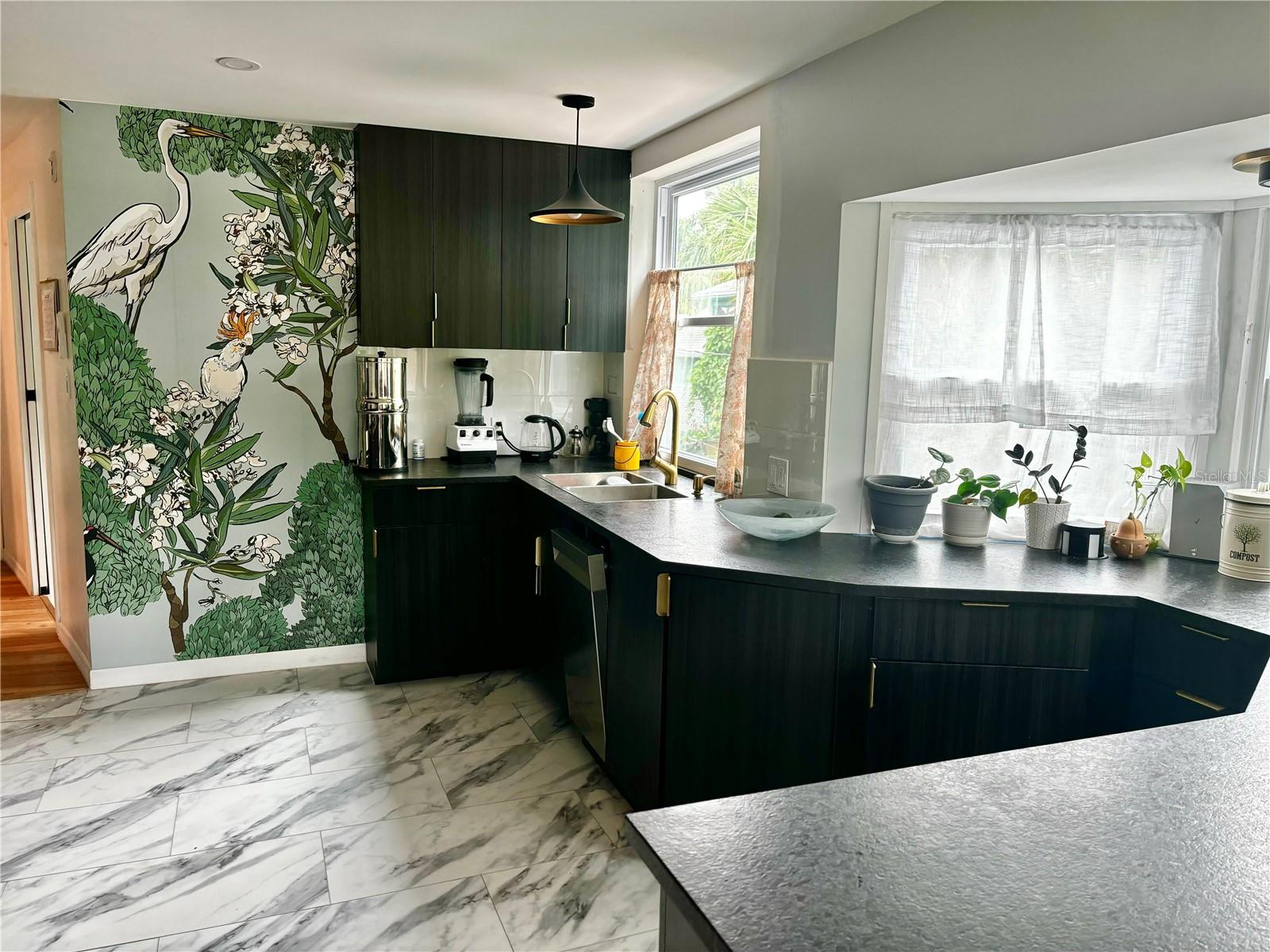 Image 53 of 77 For 945 11th Street N