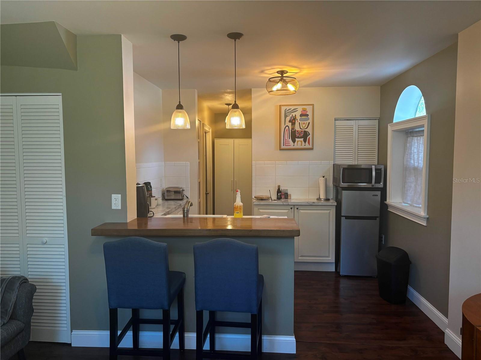 Image 69 of 77 For 945 11th Street N