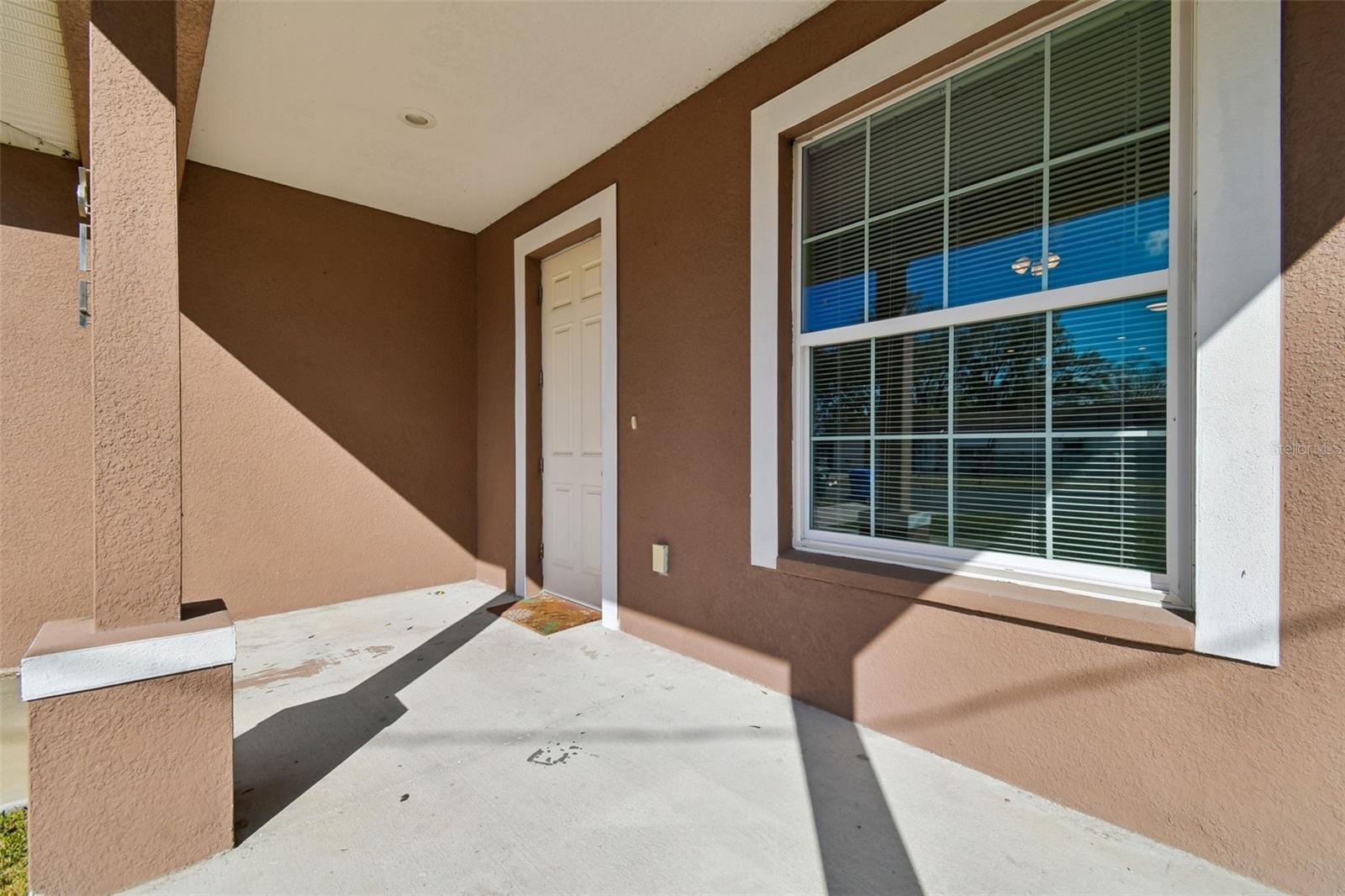 Image 3 of 19 For 614 Arapahoe Avenue