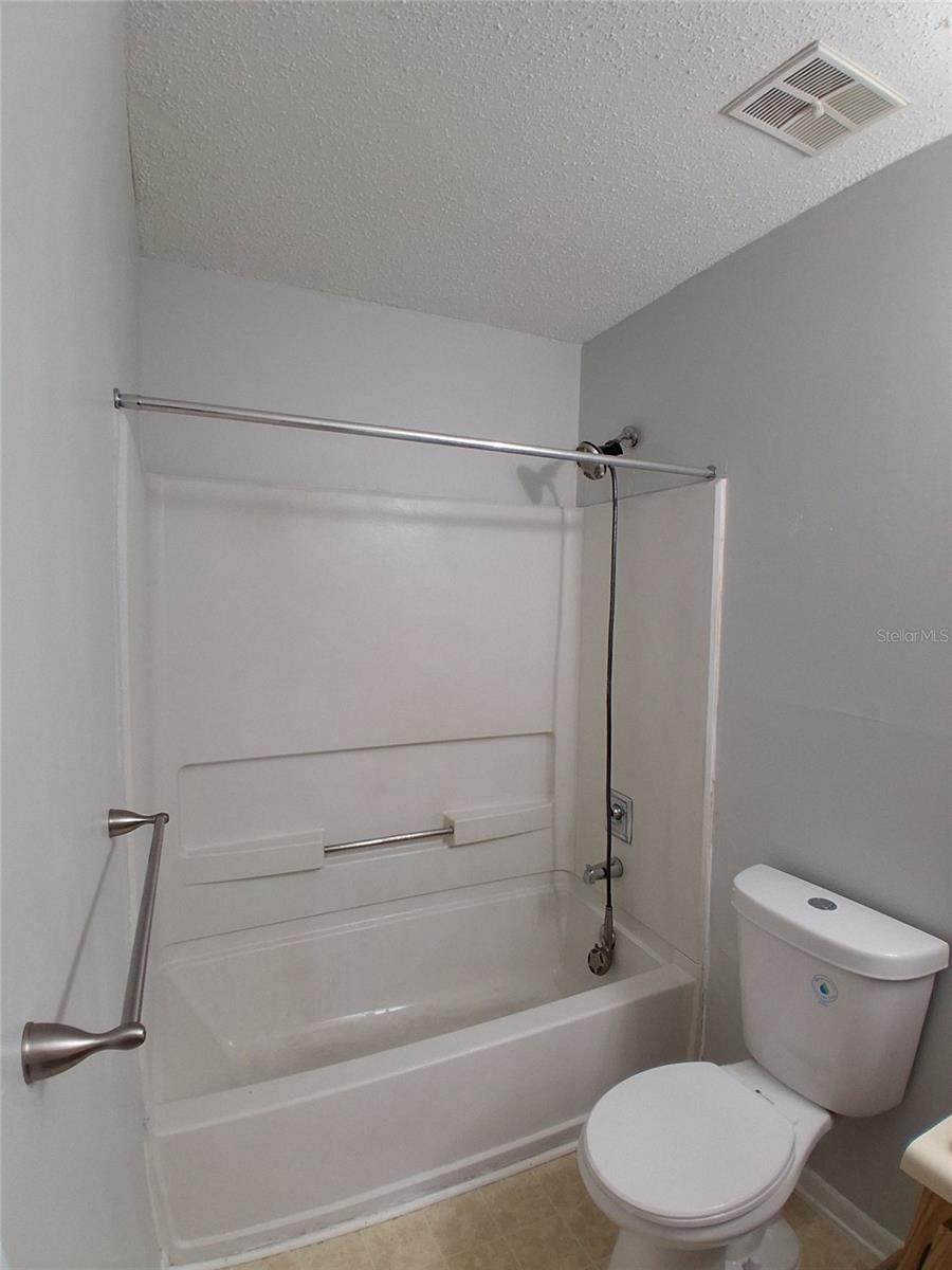 Image 2 of 9 For 13403 Arbor Pointe Circle 304