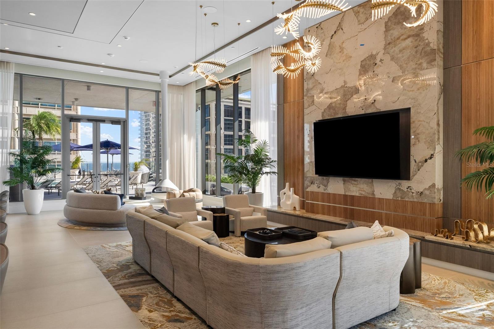 Image 11 of 28 For 275 1st Avenue S 2206