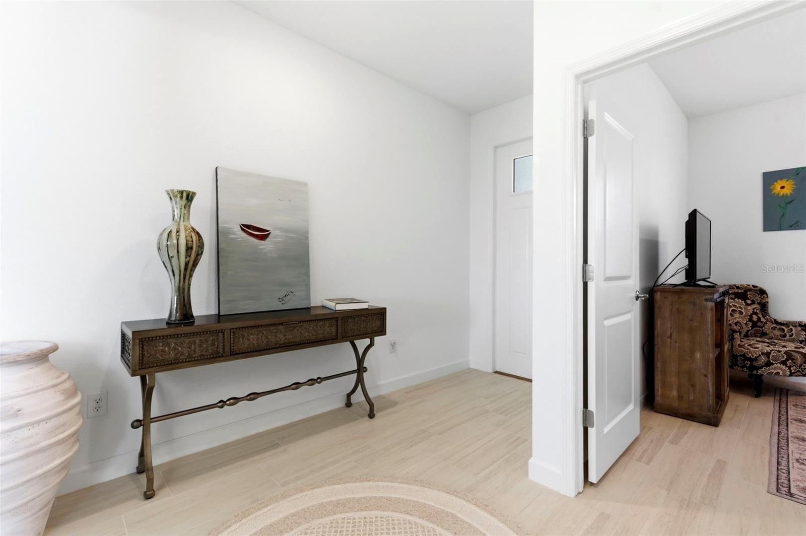 Image 5 of 65 For 10499 Gable Dig Loop