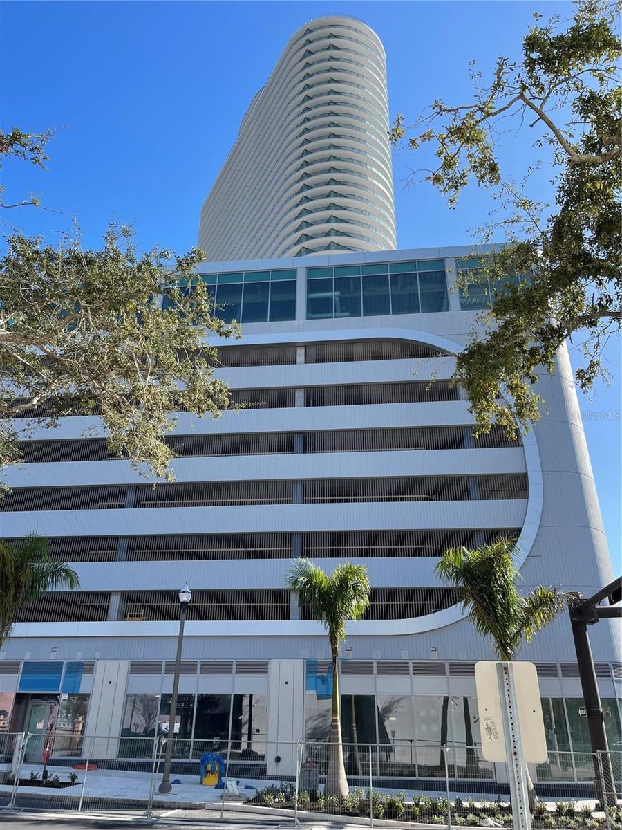 Image 2 of 57 For 400 Central Ave  606