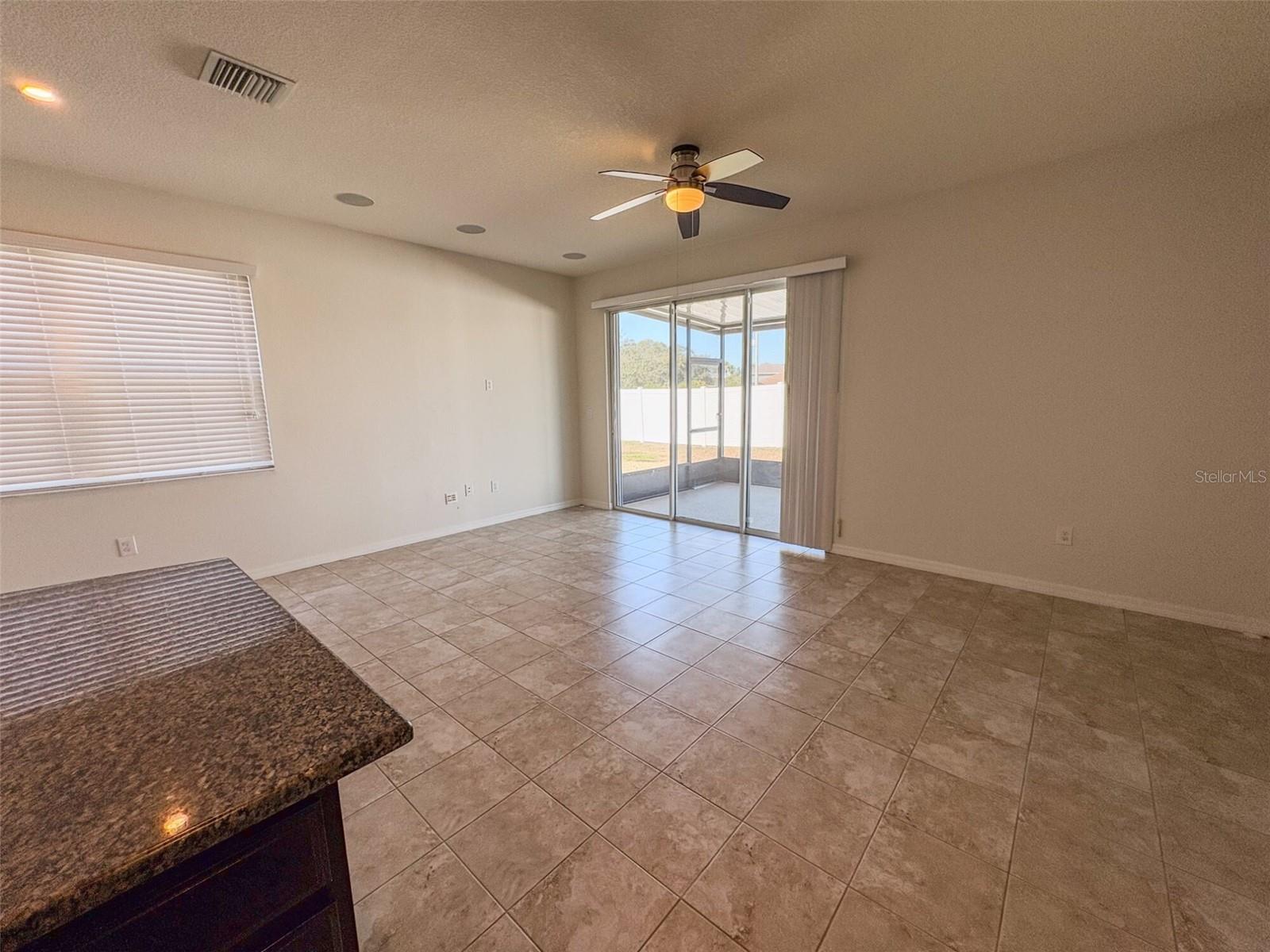 Image 13 of 35 For 7079 Woodchase Glen Drive