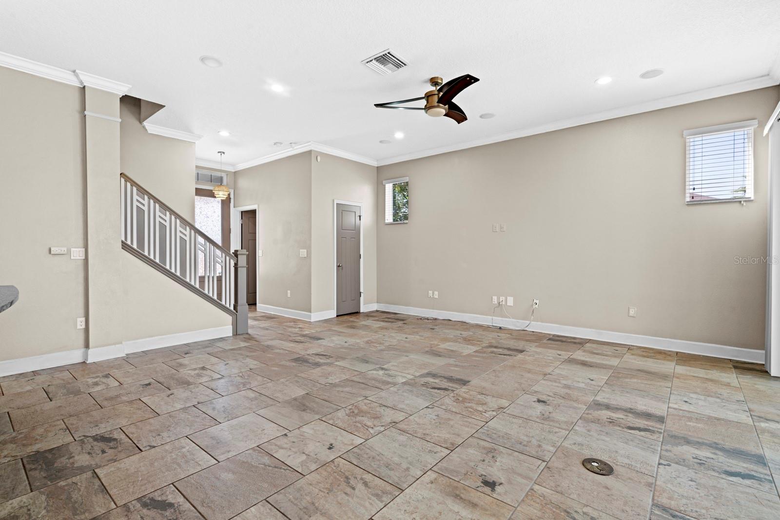 Listing photo id 17 for 7304 Milestone Drive