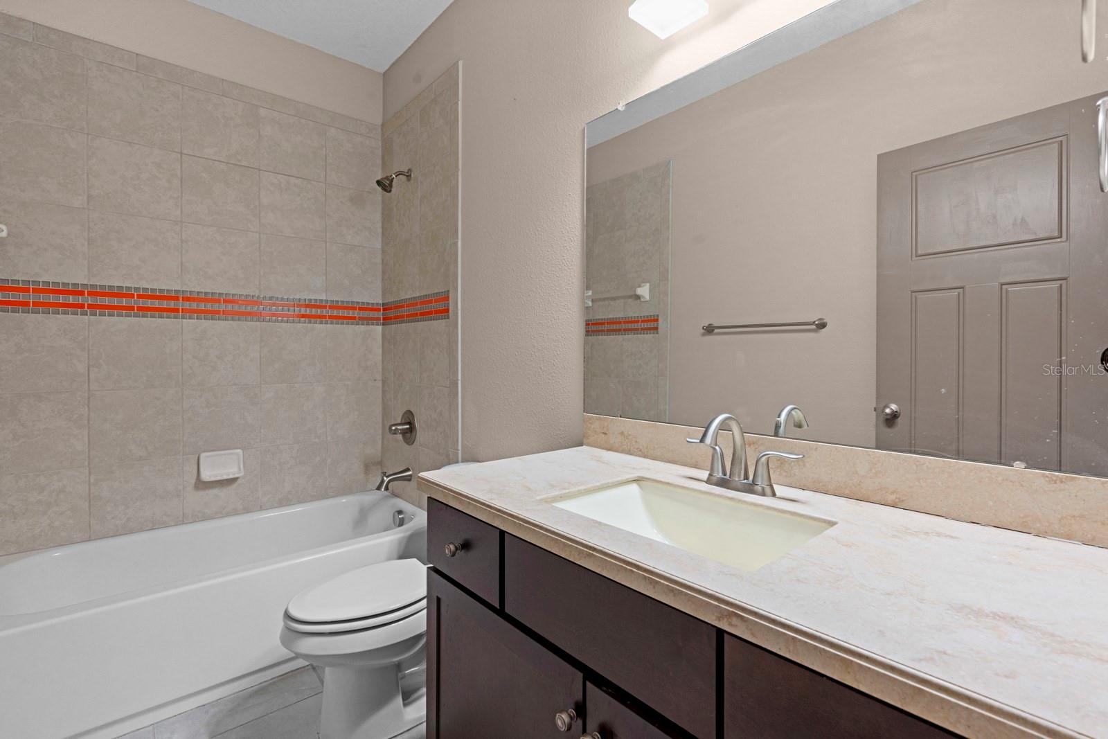 Listing photo id 32 for 7304 Milestone Drive