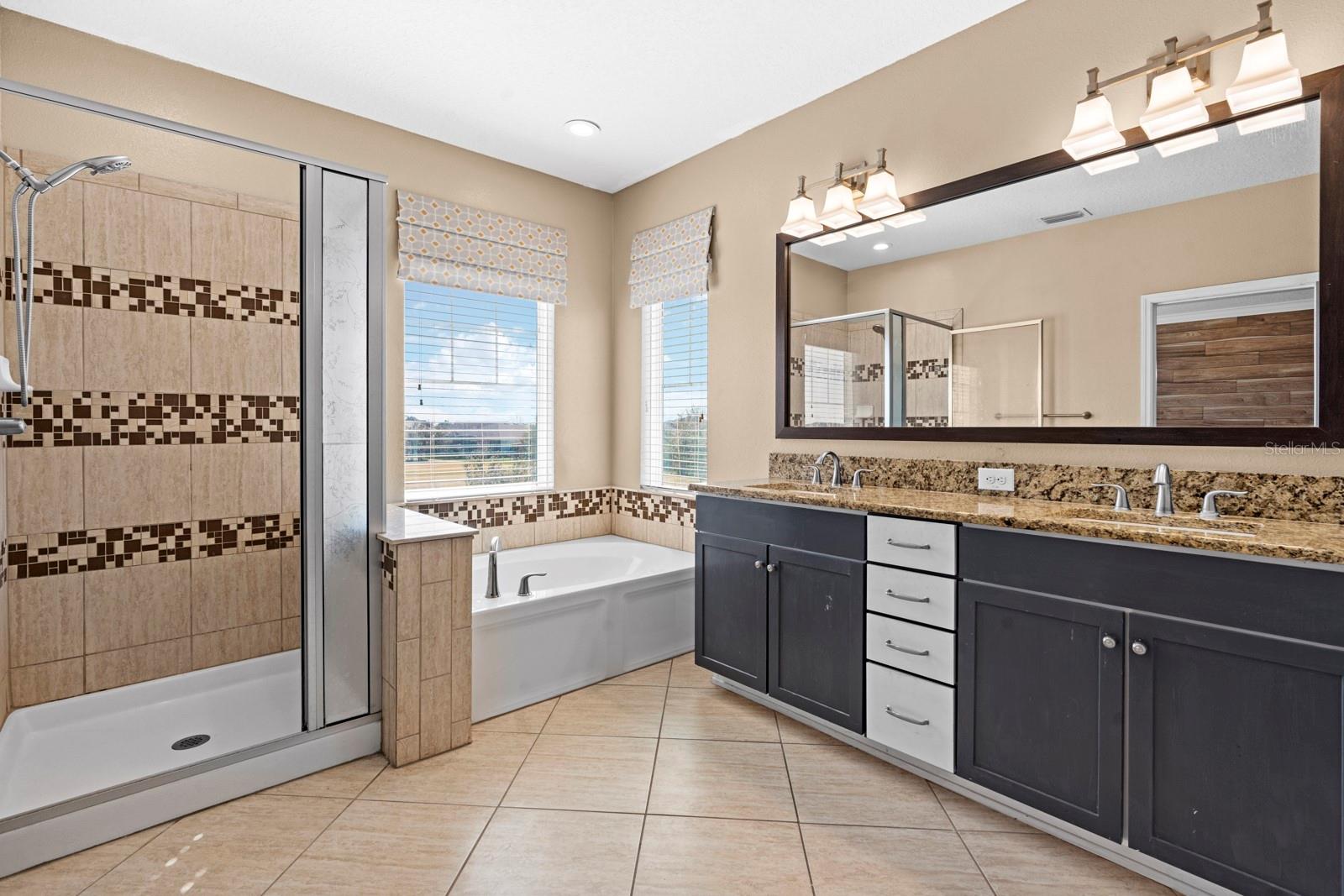 Listing photo id 40 for 7304 Milestone Drive