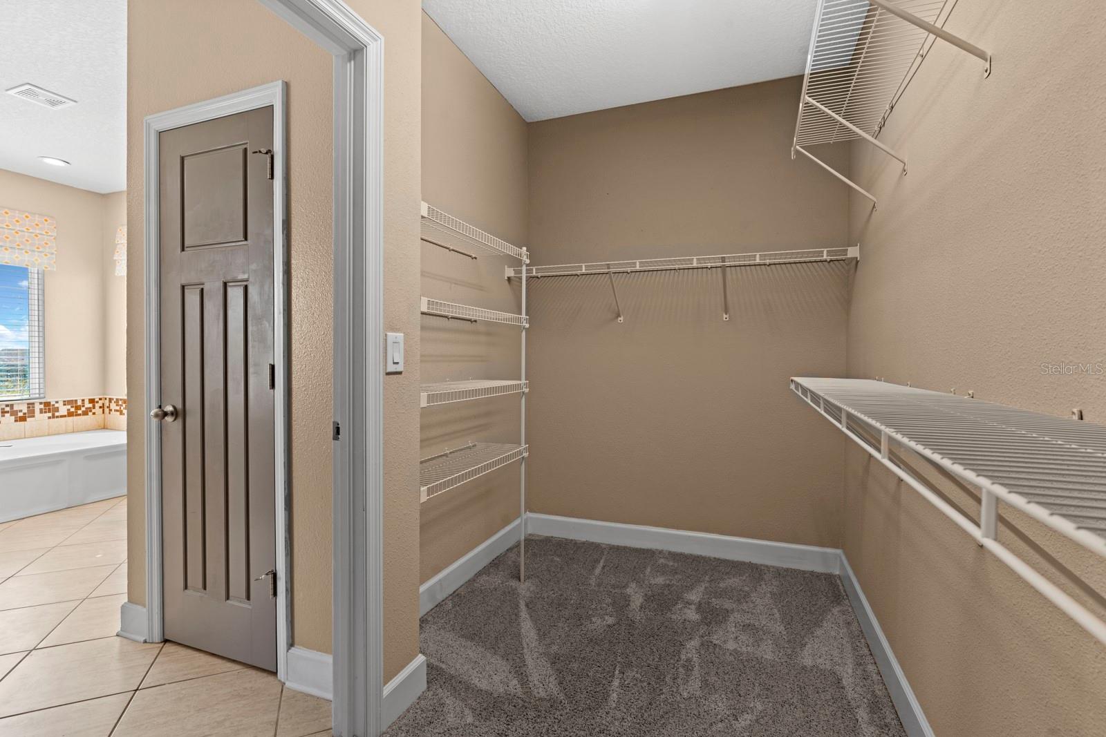 Listing photo id 44 for 7304 Milestone Drive