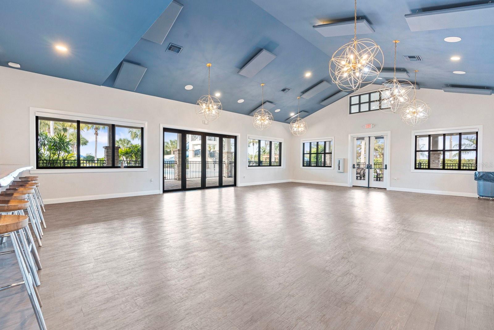 Listing photo id 80 for 7304 Milestone Drive