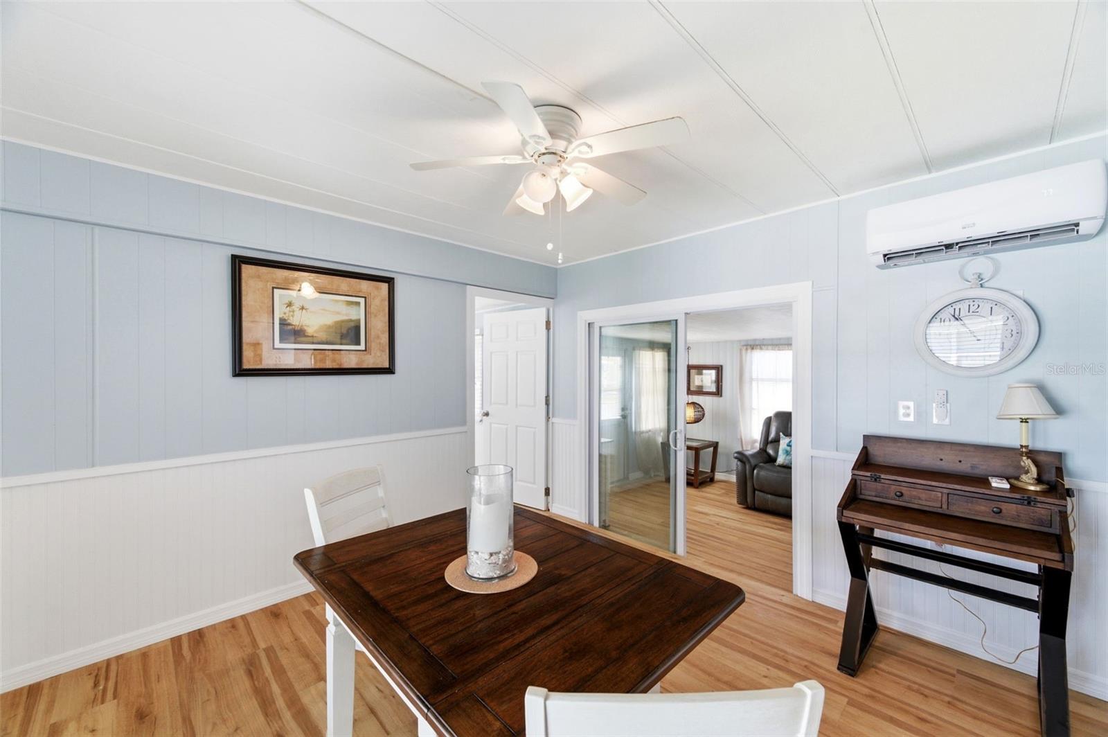 Image 6 of 42 For 10913 Liberty Drive