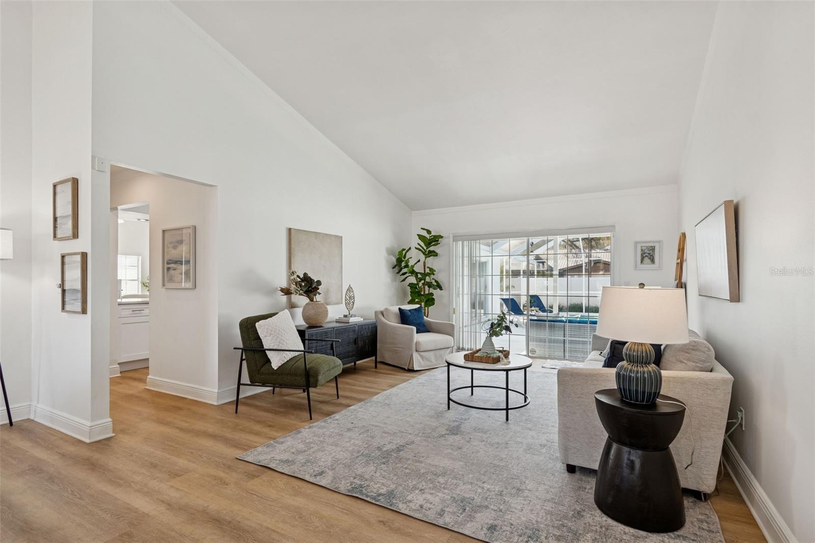 Image 2 of 57 For 15830 Glenarn Drive