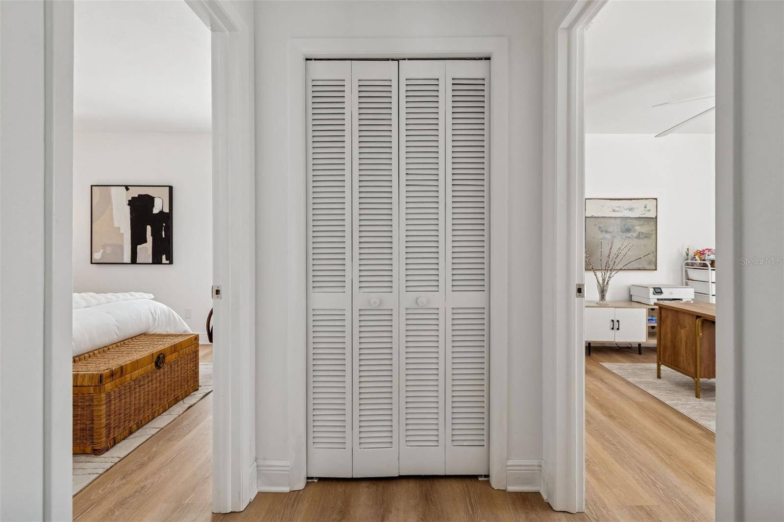 Image 33 of 57 For 15830 Glenarn Drive