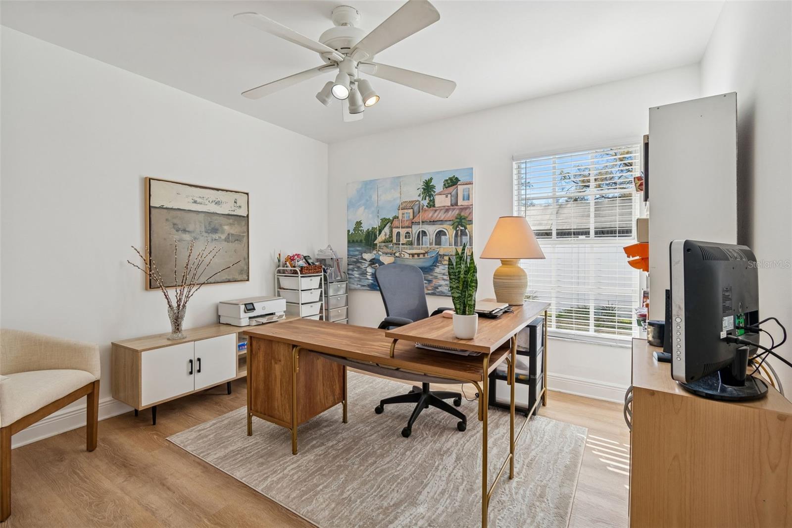 Image 34 of 57 For 15830 Glenarn Drive