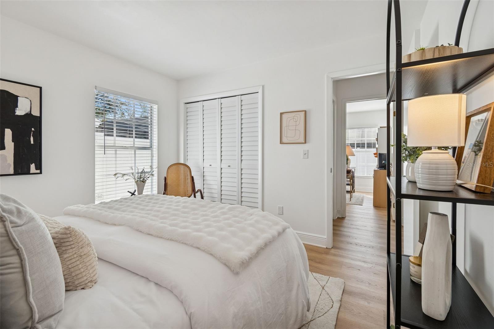 Image 37 of 57 For 15830 Glenarn Drive