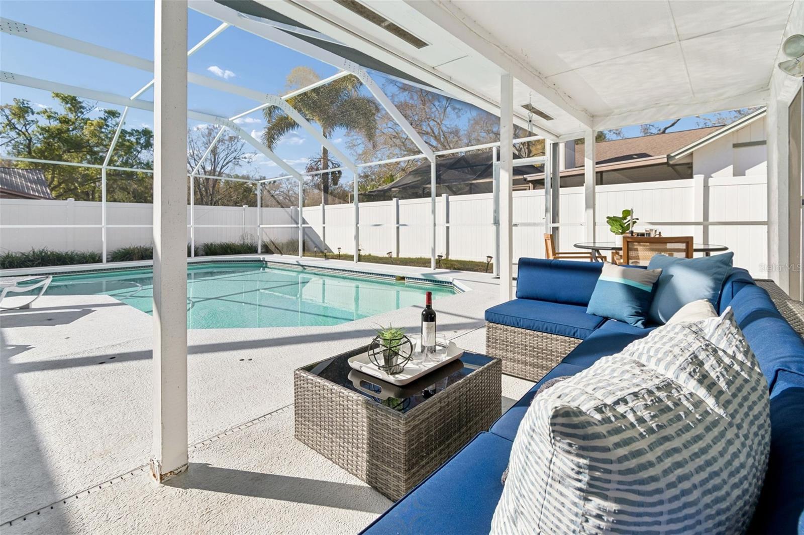 Image 41 of 57 For 15830 Glenarn Drive