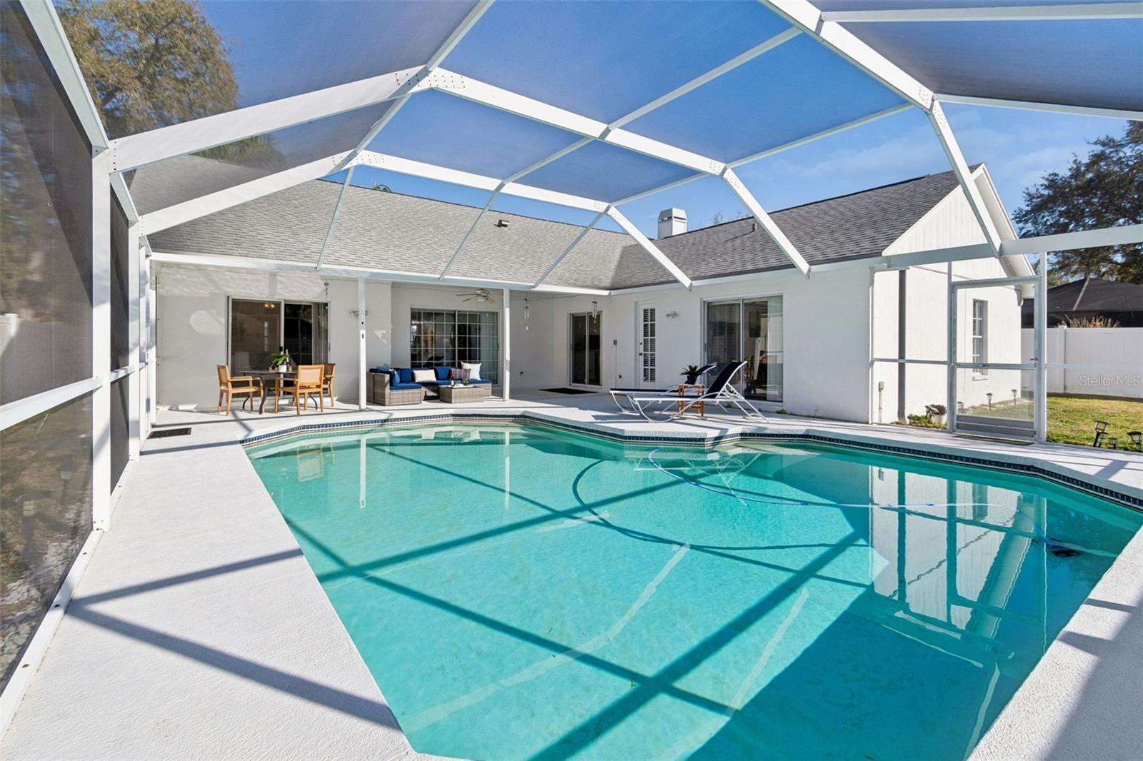 Image 45 of 57 For 15830 Glenarn Drive