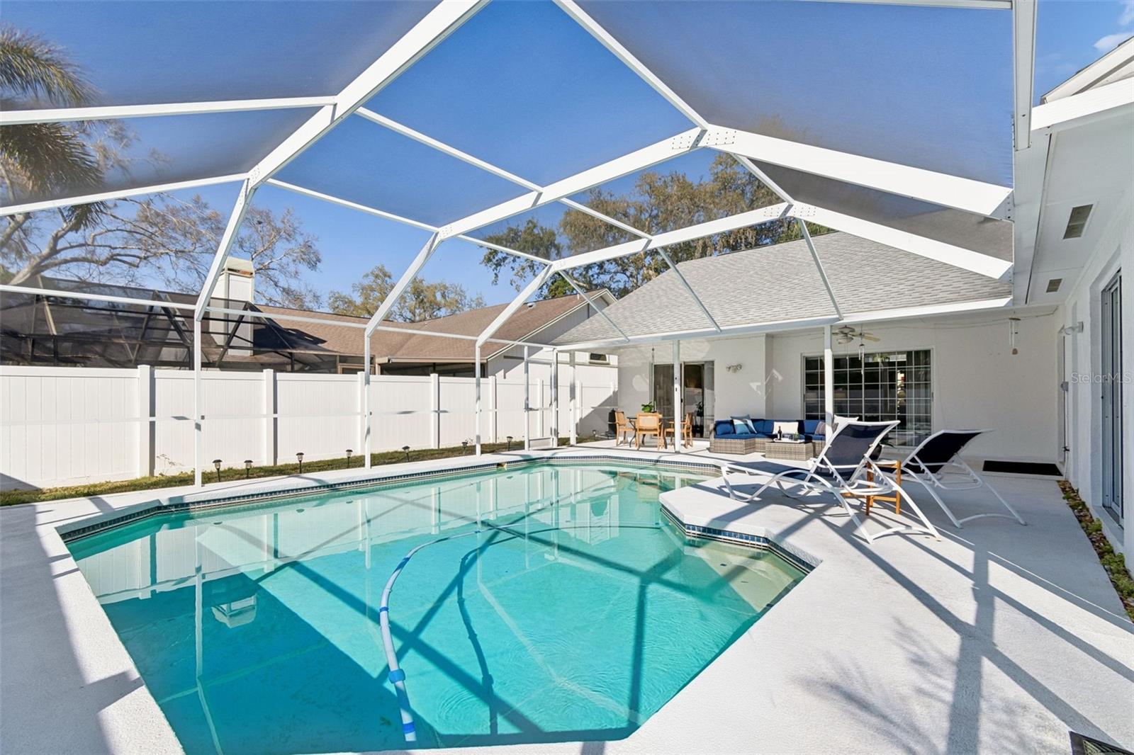 Image 47 of 57 For 15830 Glenarn Drive