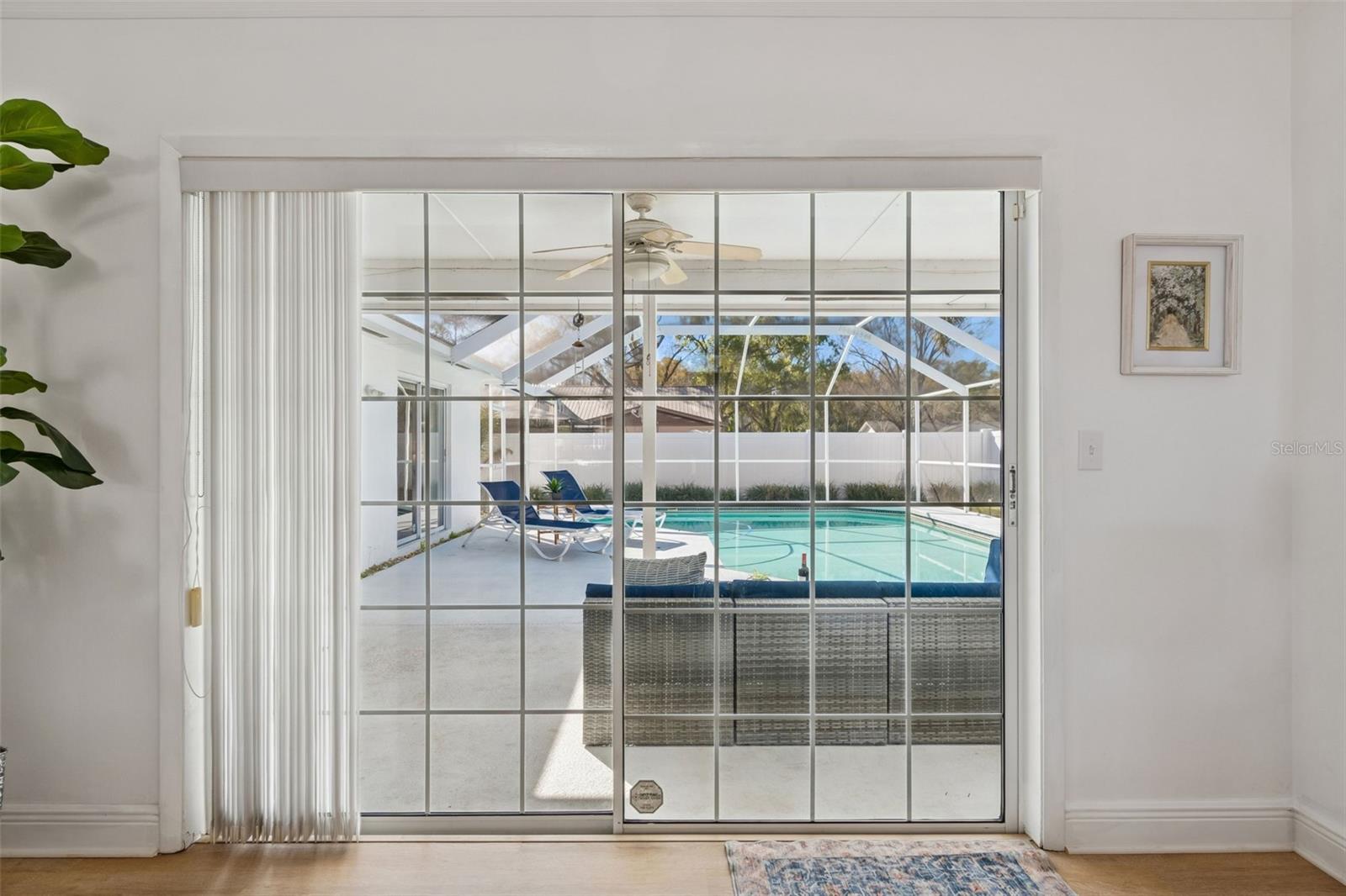 Image 7 of 57 For 15830 Glenarn Drive