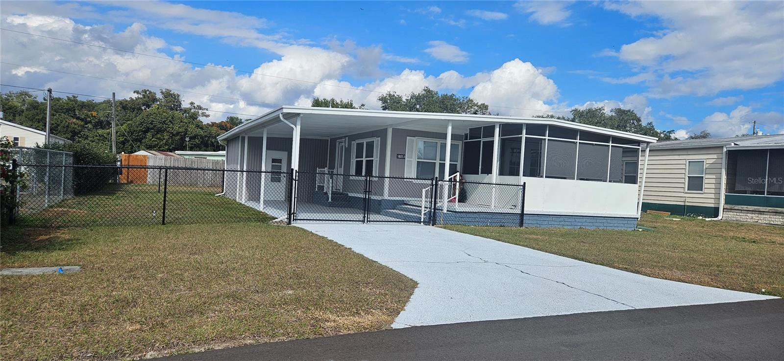 Image 22 of 25 For 39053 Flora Avenue