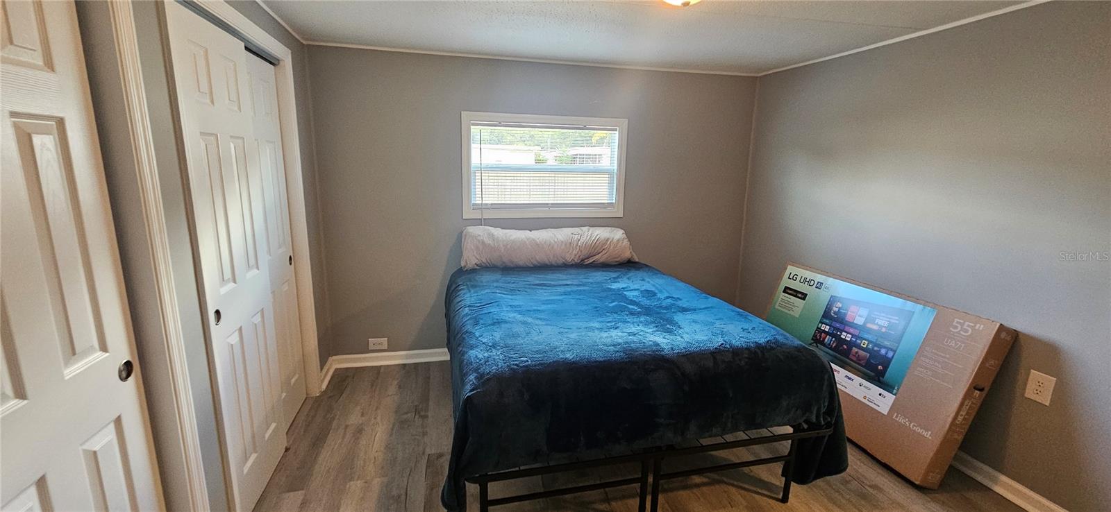 Image 9 of 25 For 39053 Flora Avenue