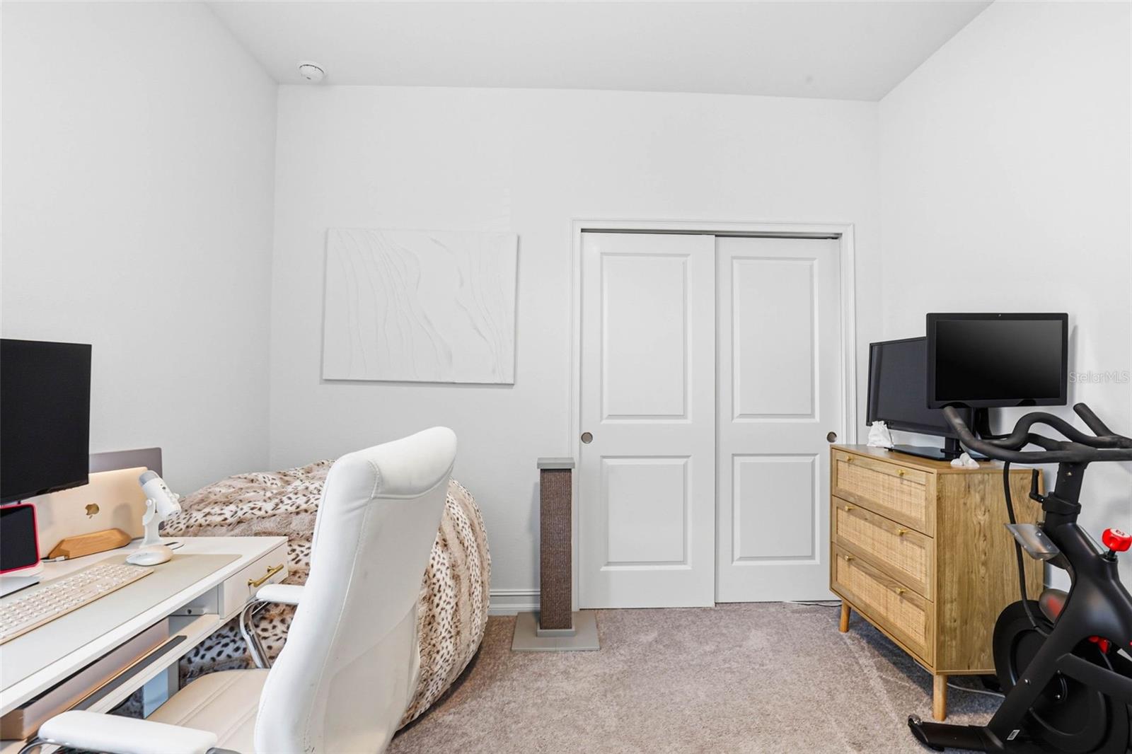 Listing photo id 47 for 18351 Serene Lake Loop