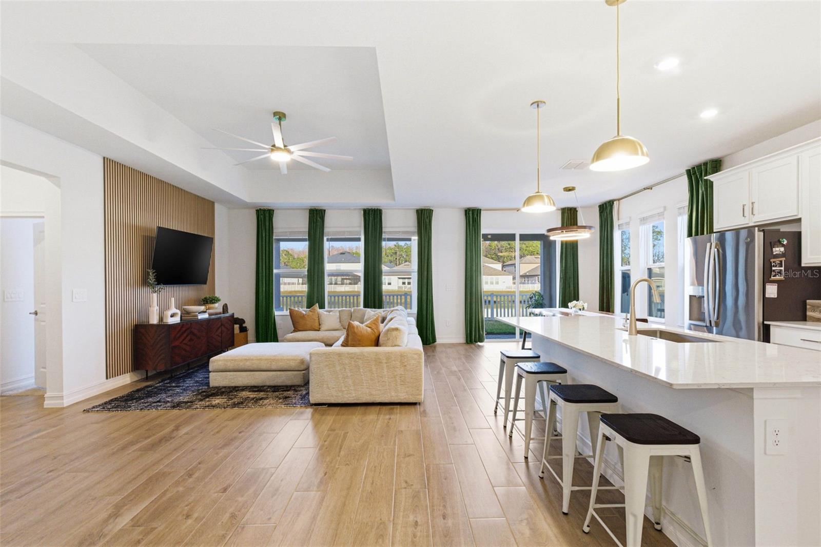 Listing photo id 3 for 18351 Serene Lake Loop