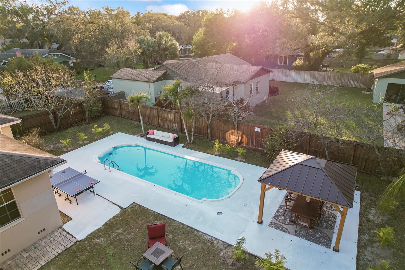 Image 16 of 46 For 1108 Chelsea Street