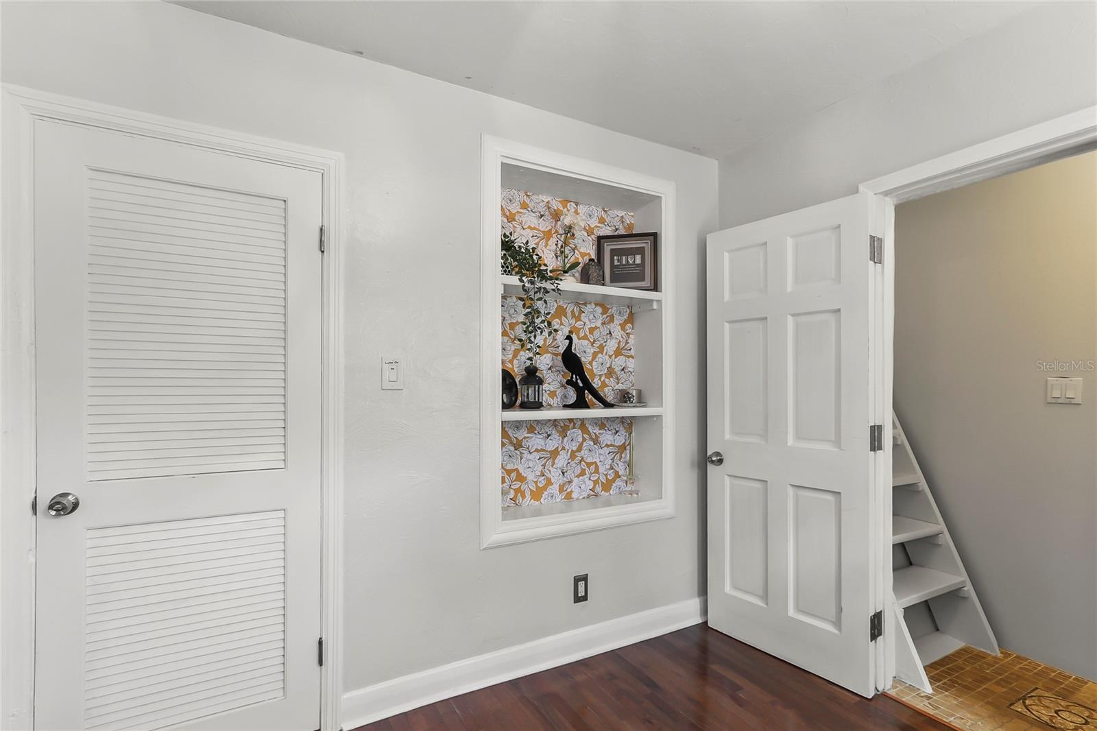 Image 28 of 46 For 1108 Chelsea Street