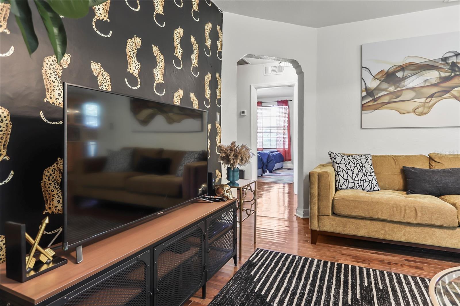 Image 6 of 46 For 1108 Chelsea Street