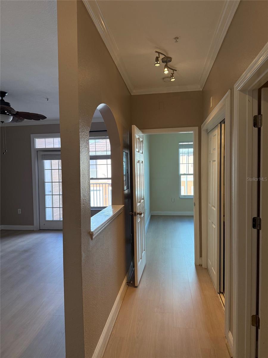 Image 12 of 30 For 5000 Culbreath Key Way 8116