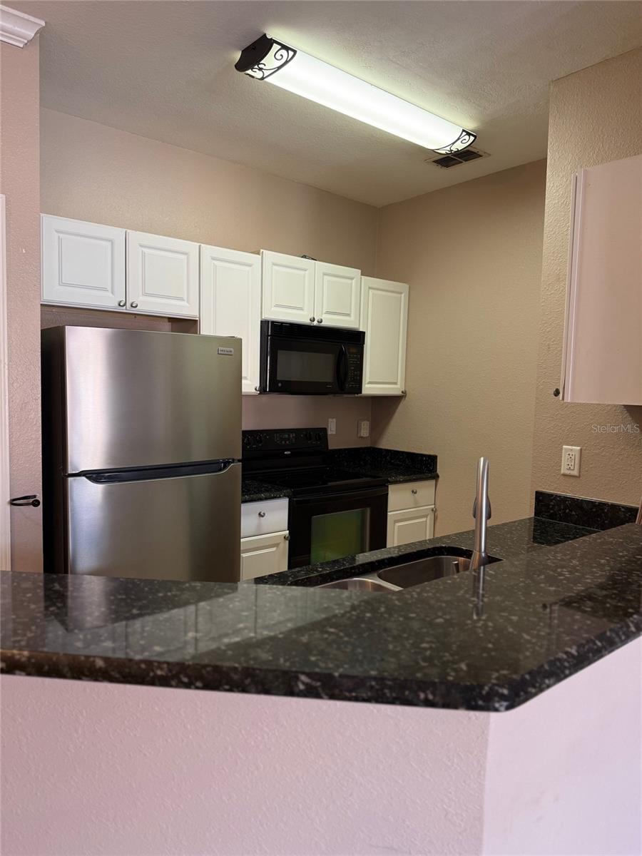 Image 5 of 30 For 5000 Culbreath Key Way 8116