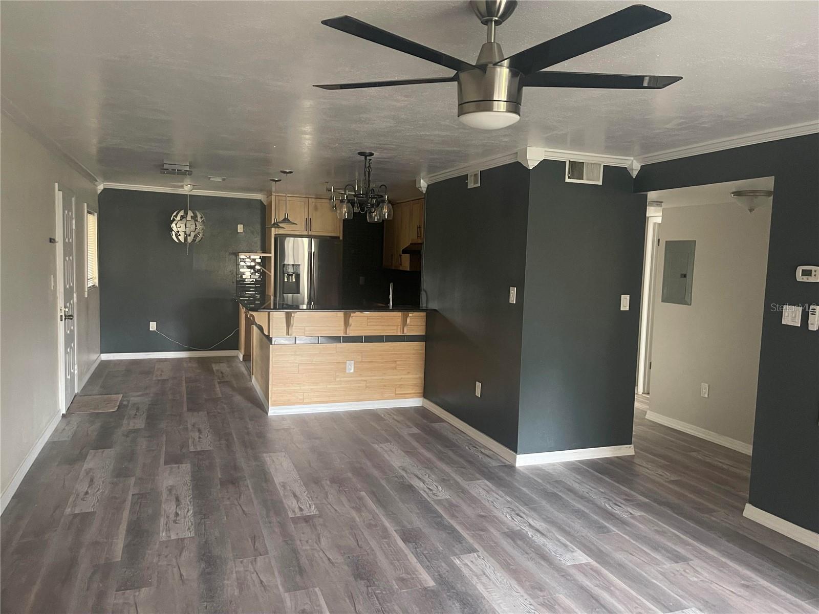 Image 13 of 48 For 2685 Sabal Springs Circle 102