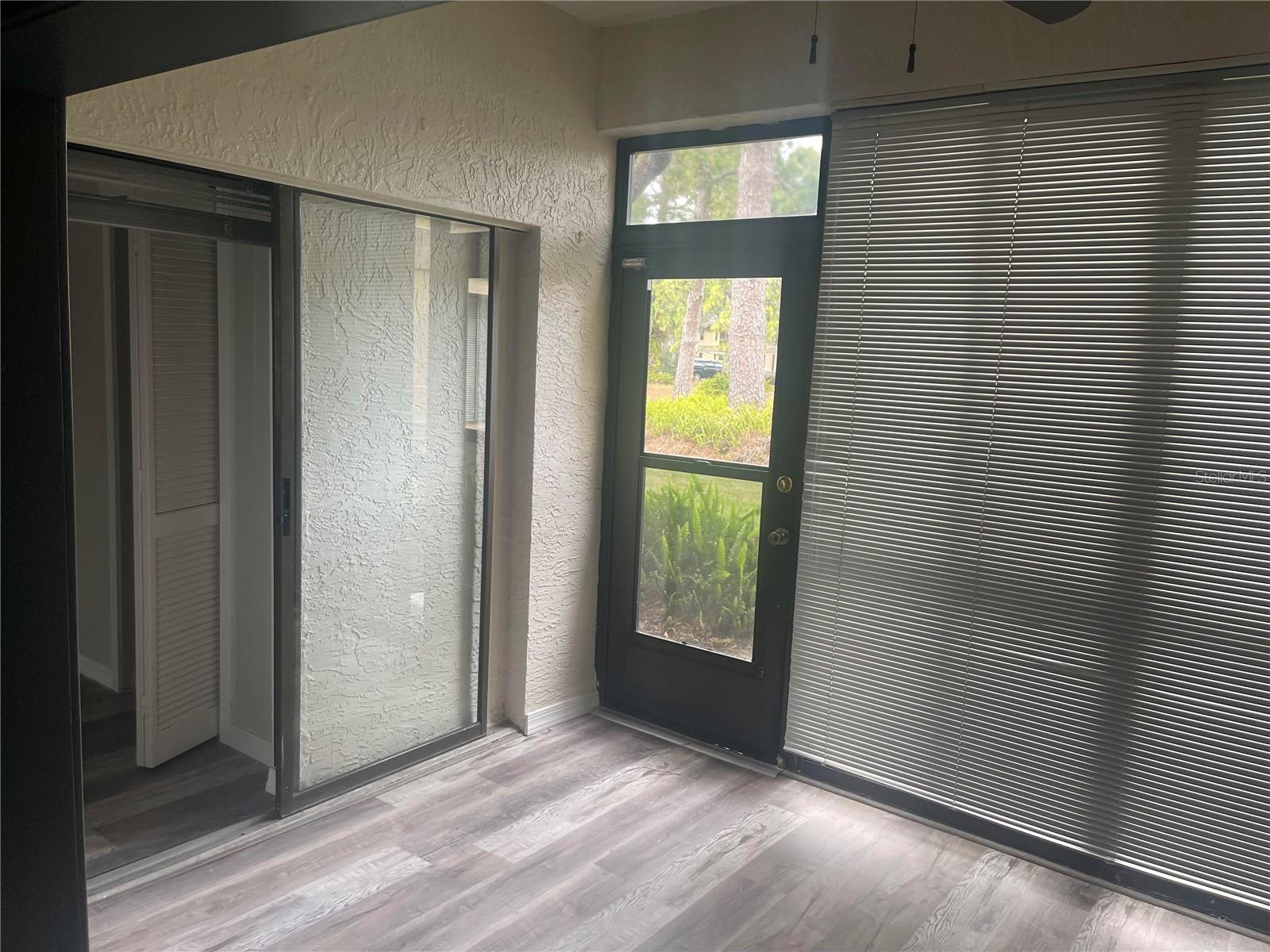 Image 16 of 48 For 2685 Sabal Springs Circle 102