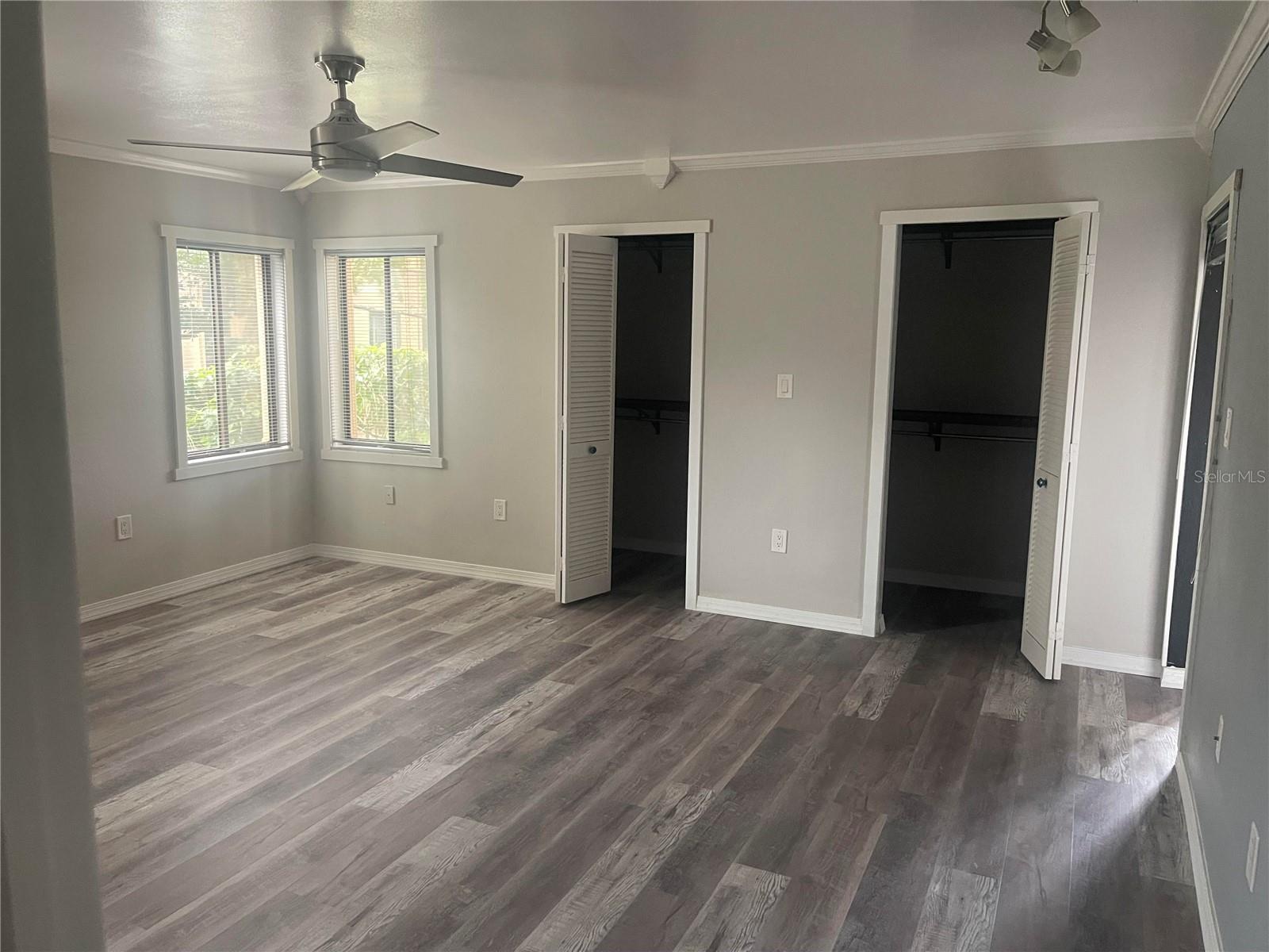 Image 19 of 48 For 2685 Sabal Springs Circle 102