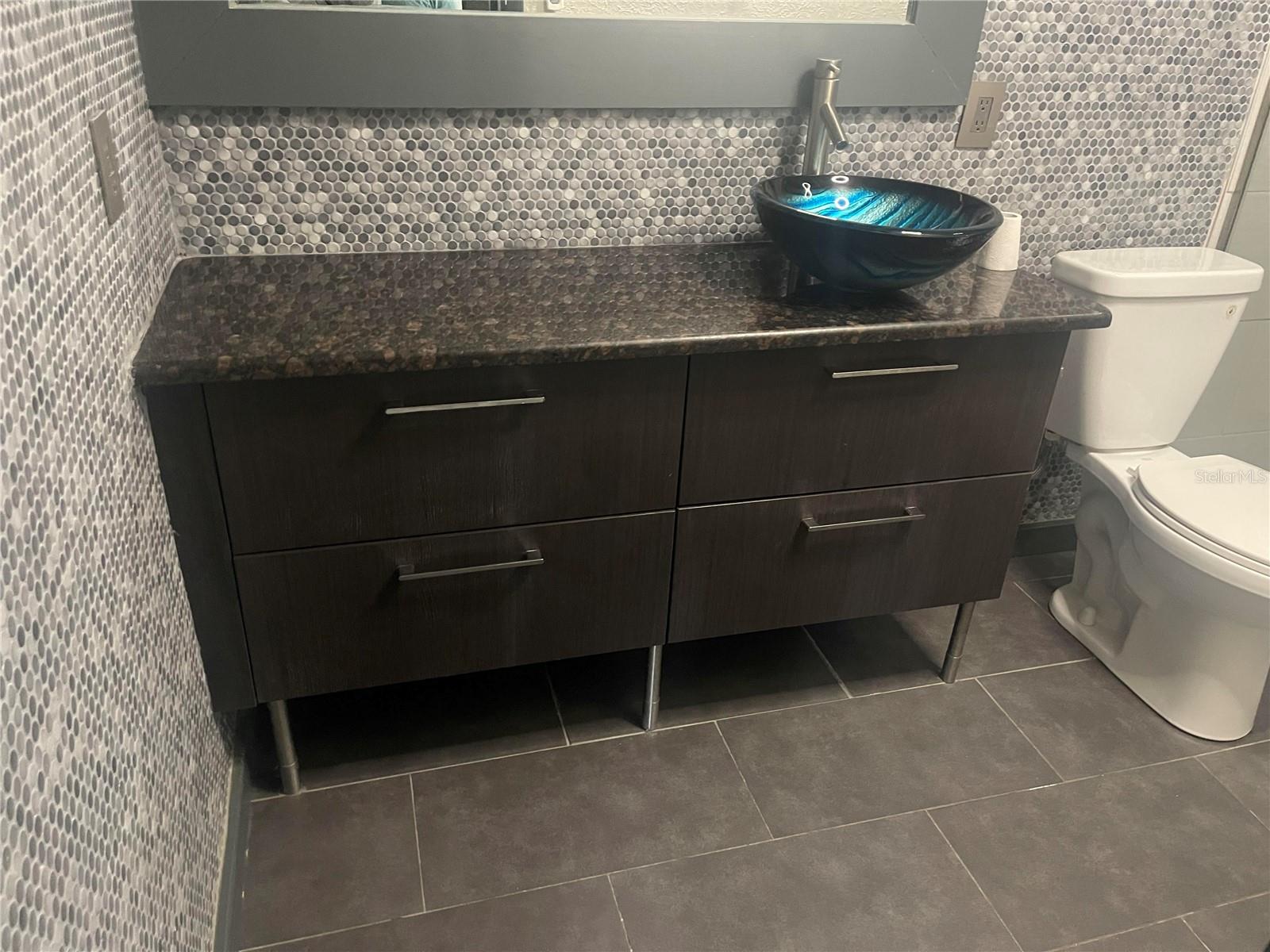 Image 20 of 48 For 2685 Sabal Springs Circle 102