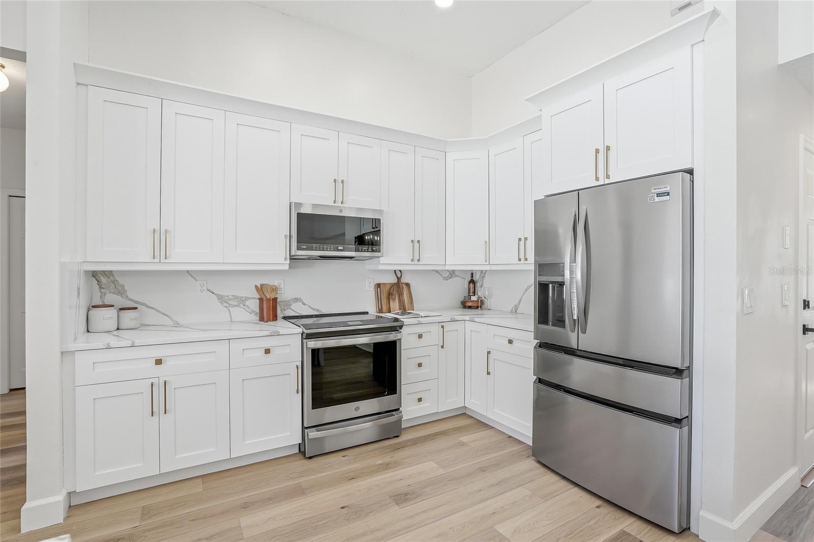 Image 14 of 57 For 13781 74th Avenue