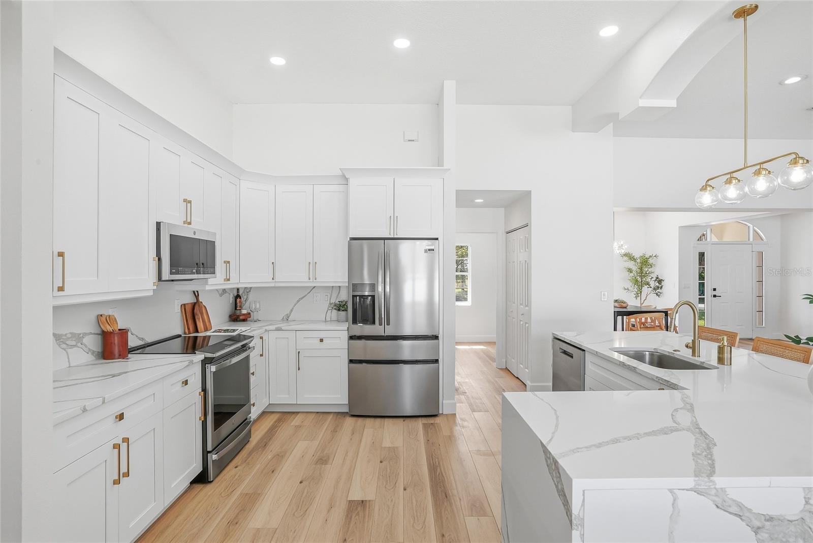 Image 15 of 57 For 13781 74th Avenue