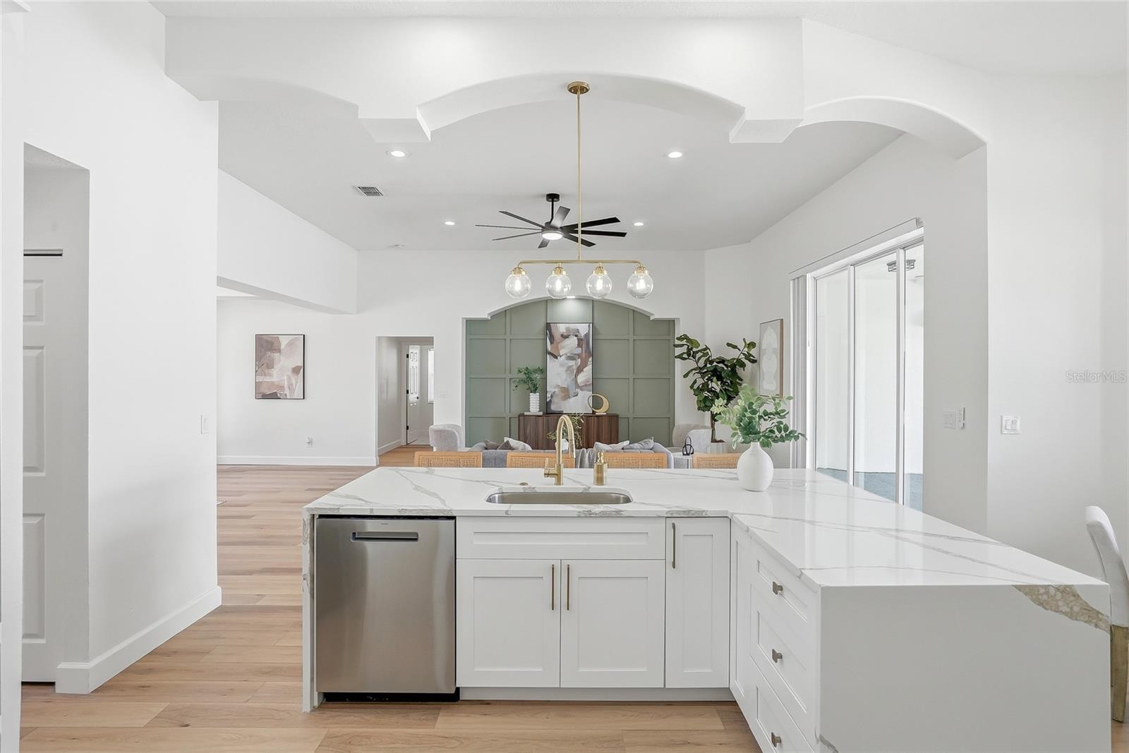 Image 16 of 57 For 13781 74th Avenue